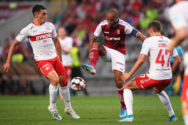 广厦队公告：赵岩昊肋骨骨折 预计将休战4-6周