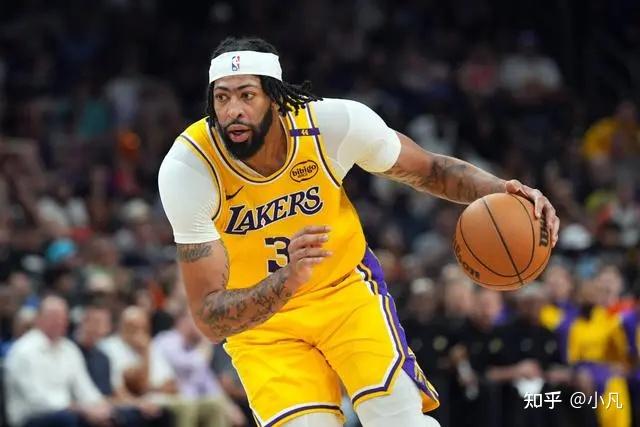 库里17+10康宁汉姆32+6+8 勇士终结活塞5连胜