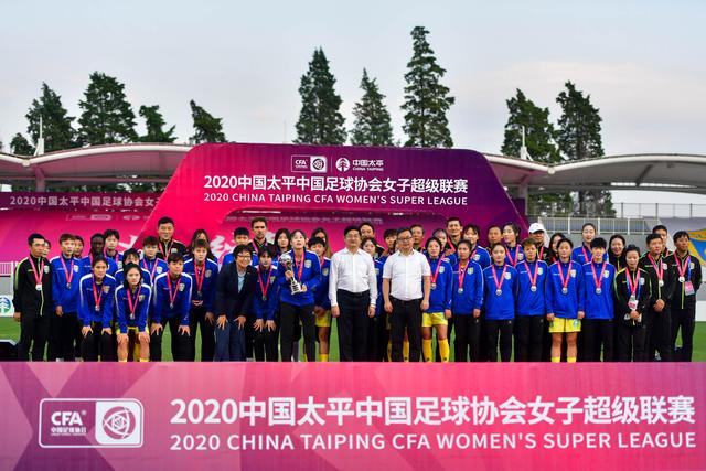 文班23+12马刺大胜开拓者 骑士终结雄鹿3连胜