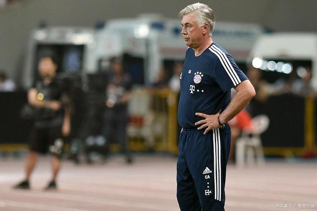 老队友林书豪给崔永熙提建议：训练中要狠一些